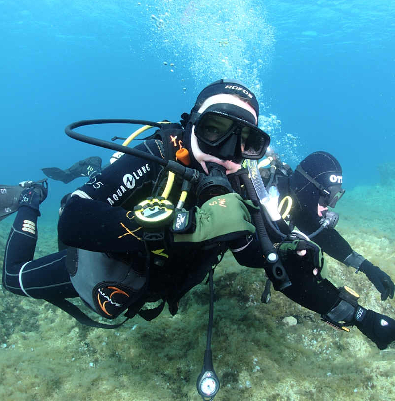 recreational scuba diver