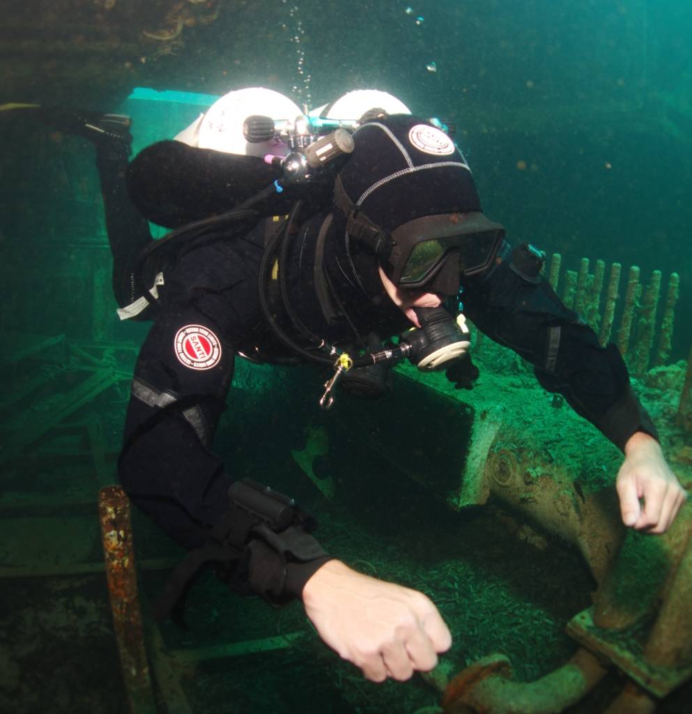 technical scuba diver